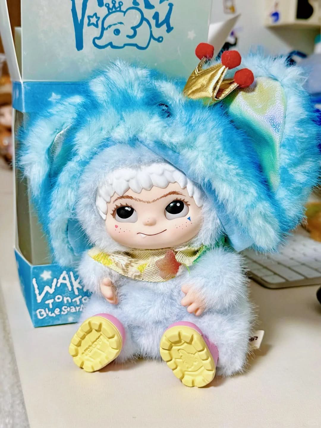 Wakuku Ton Ton Blue Starlight Plush Hanging Card - toptoylands