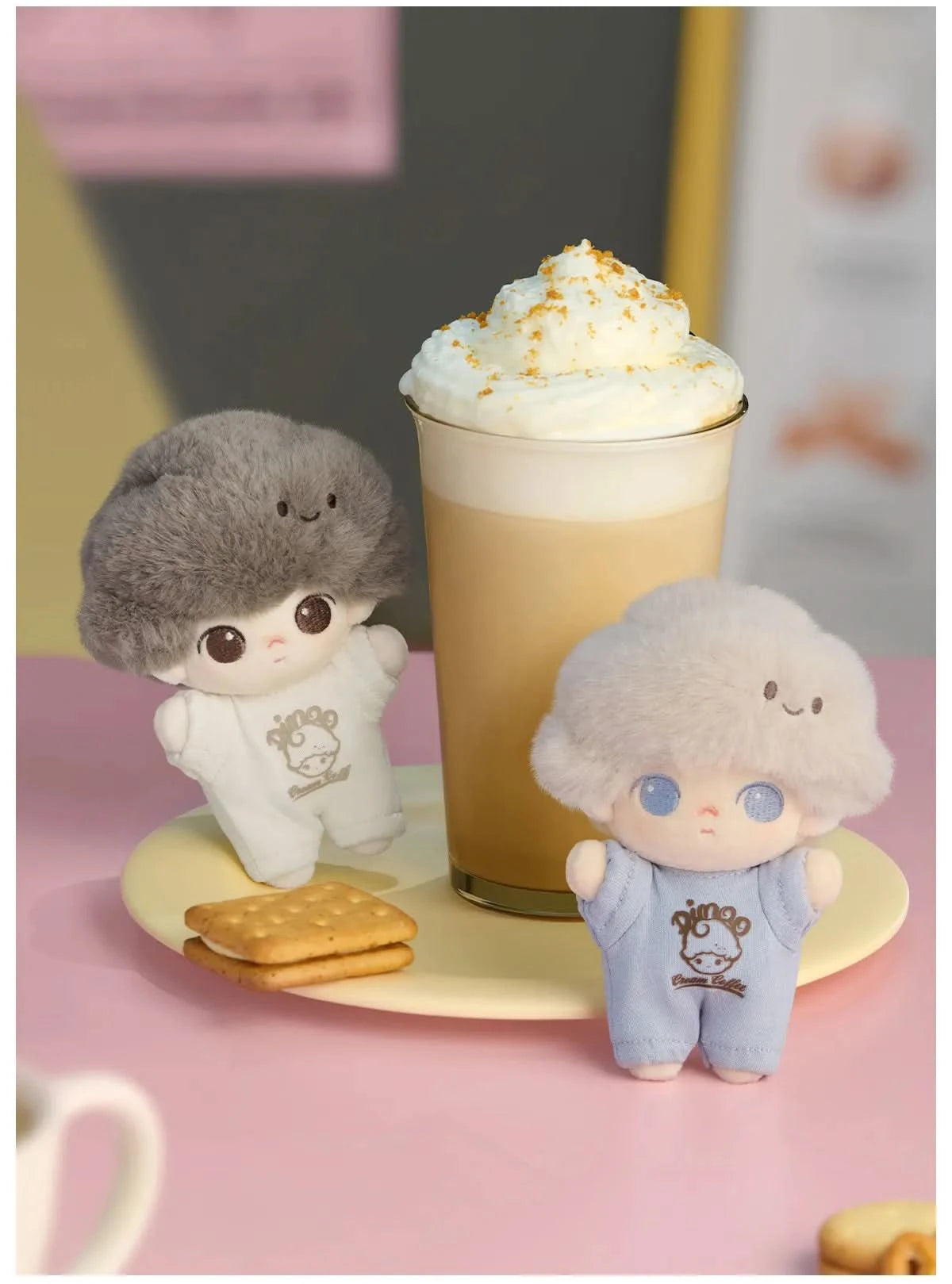 DIMOO Crush on Coffee Series-Blando Peluche Llavero Caja Ciega