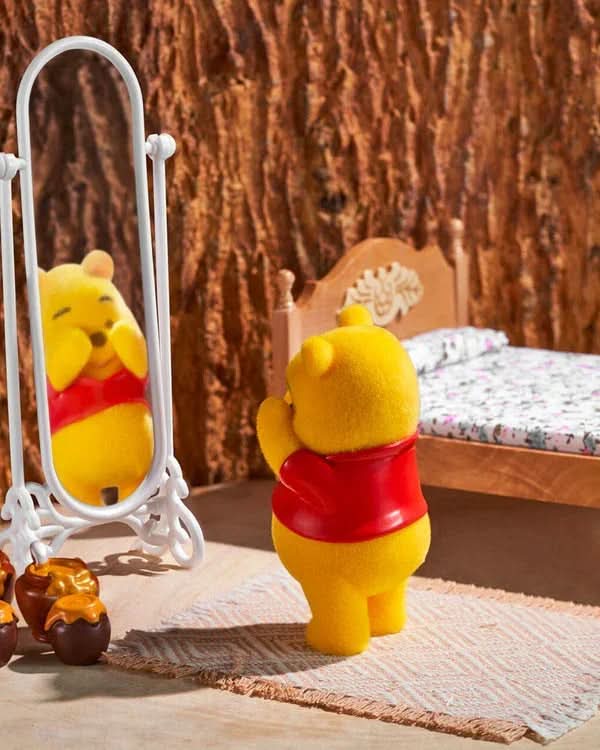 WINNIE THE POOH Happy Daily Life Blind Box - toptoylands