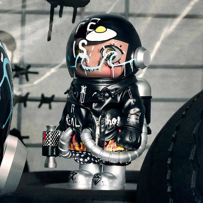 MEGA Space MOLLY 400% Trevor Andrew 2.0 Figure - toptoylands