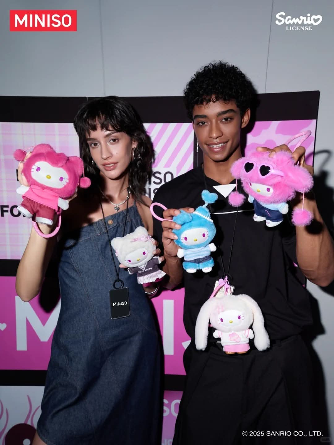 MINISO x HELLO KITTY Pop Star Series Plush Blind Box